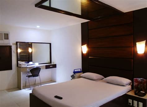 Halina Drive Inn Hotels .